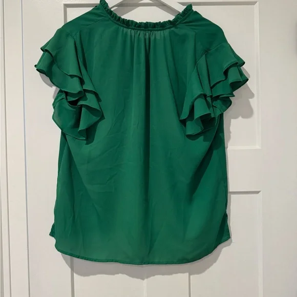Fun2Fun Green Ruffle Sleeve Women's Top - Picture 2 of 4